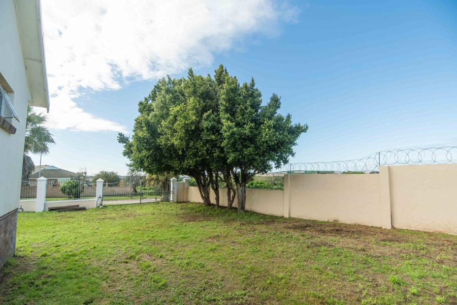 4 Bedroom Property for Sale in Fernglen Eastern Cape